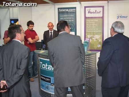 foto noticia: Avatar Internet estuvo presente en SICARM 2006, que fue inaugurado por el consejero de industria y medio ambiente, Benito Mercader